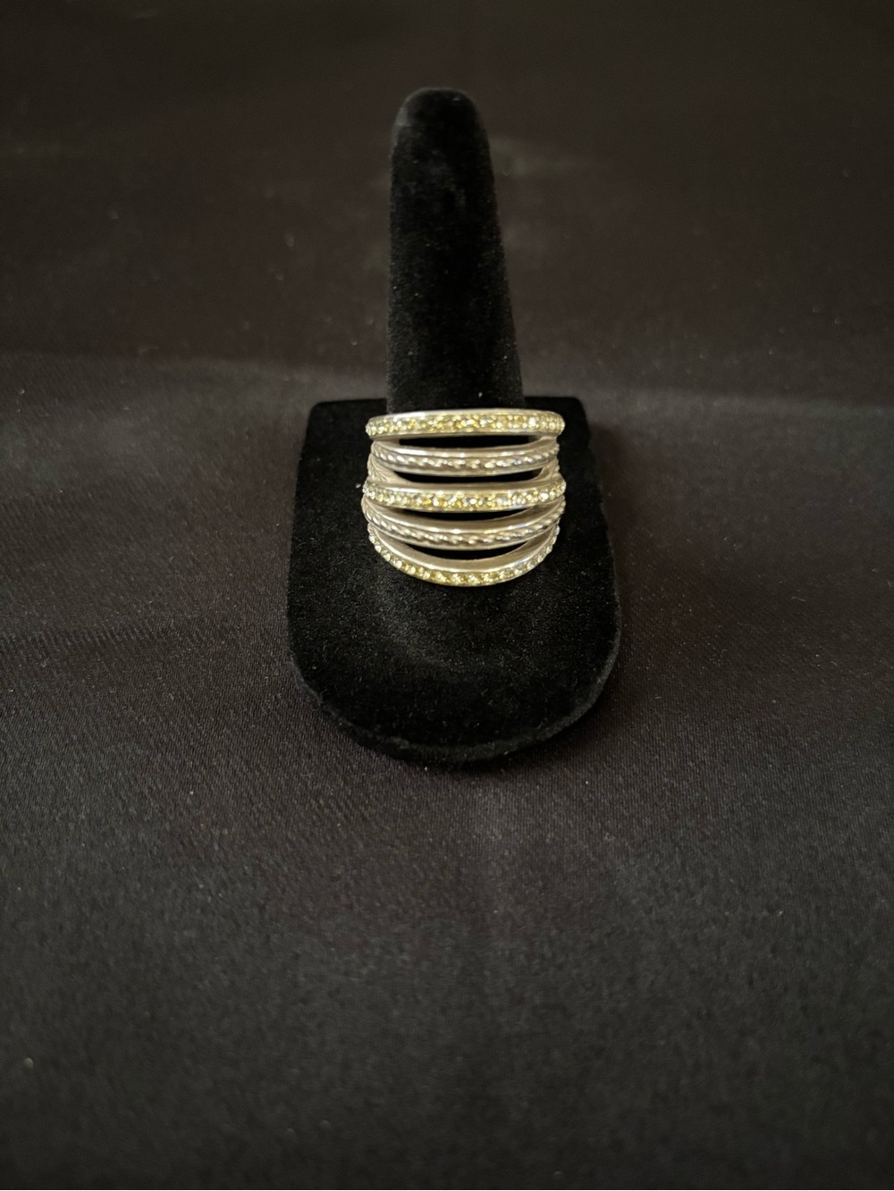 Elegant Silver plated Crystal Accent Women's Ring 8.5